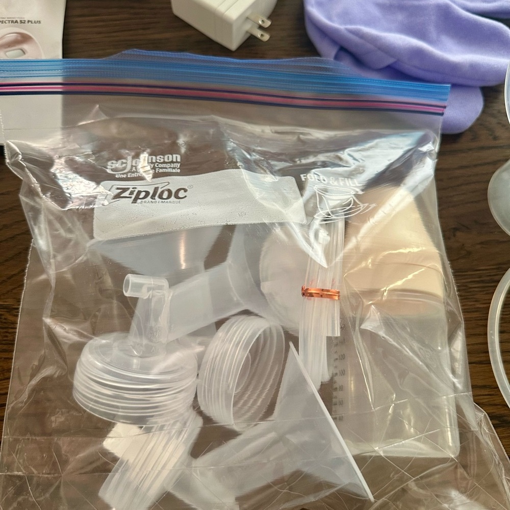 Spectra S2 Plus Breast Pump Bundle with Lots of Nursing/Pumping  Accessories - Picture 7 of 7